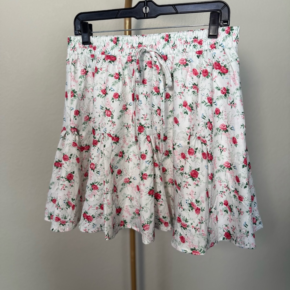 NWT Lulus Floral Skirt